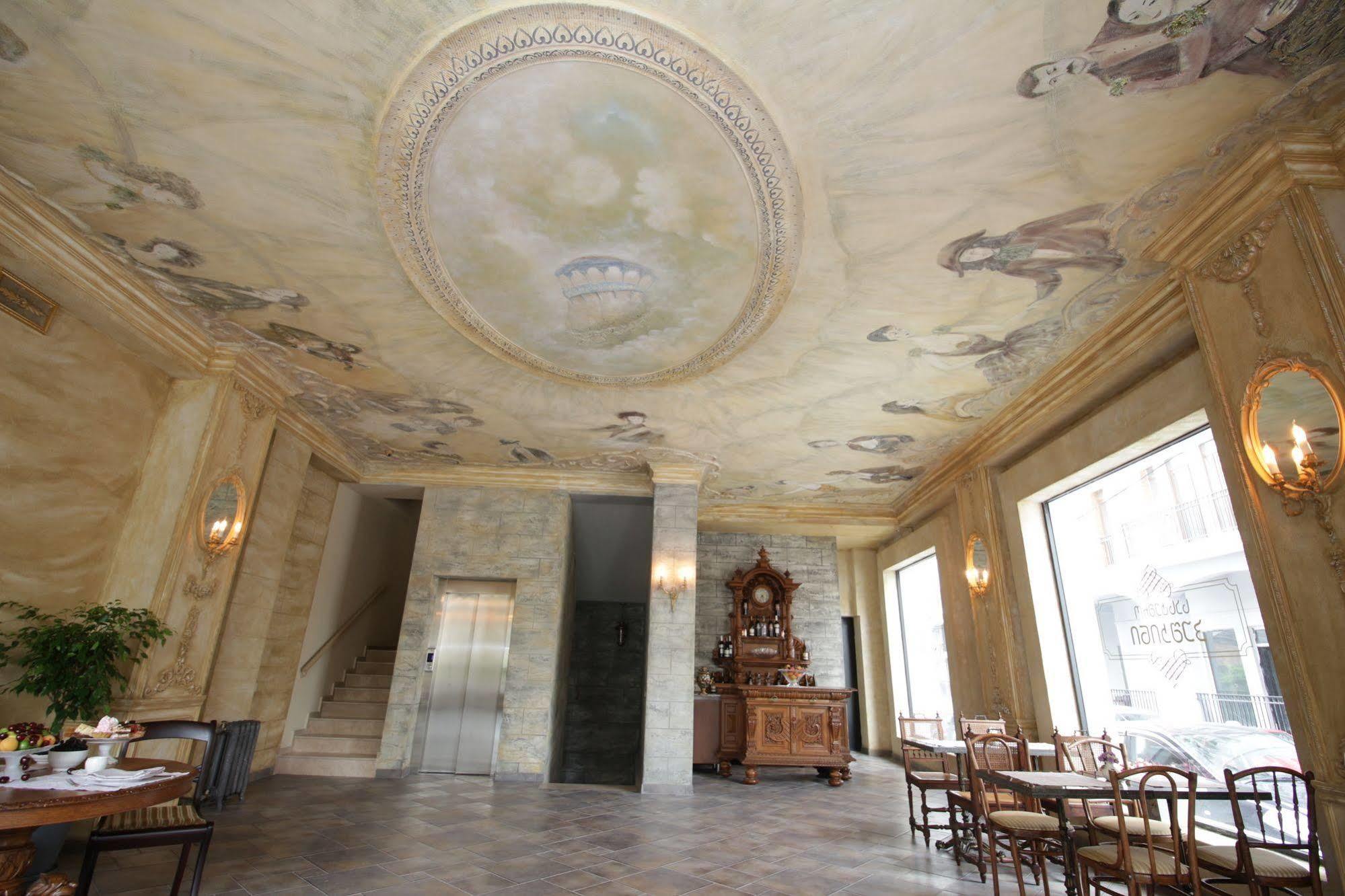 Hotel Pushkin Tbilisi Exteriör bild