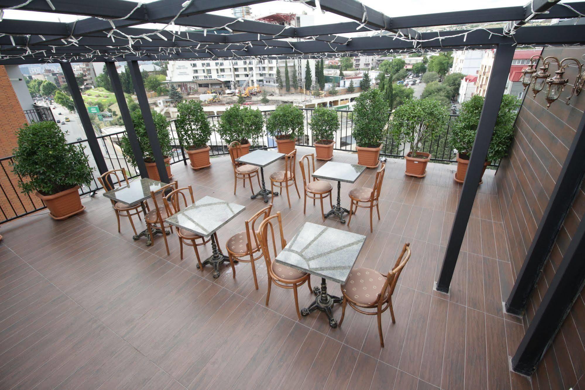 Hotel Pushkin Tbilisi Exteriör bild